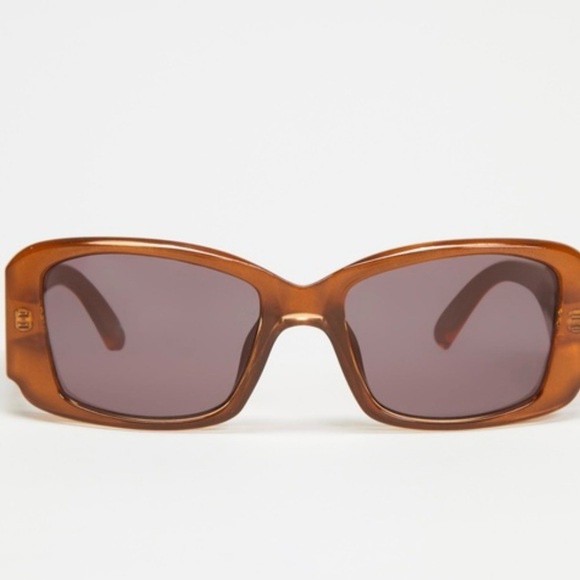 Le Specs Nouveau Riche Caramel Sunglasses - Picture 4 of 10